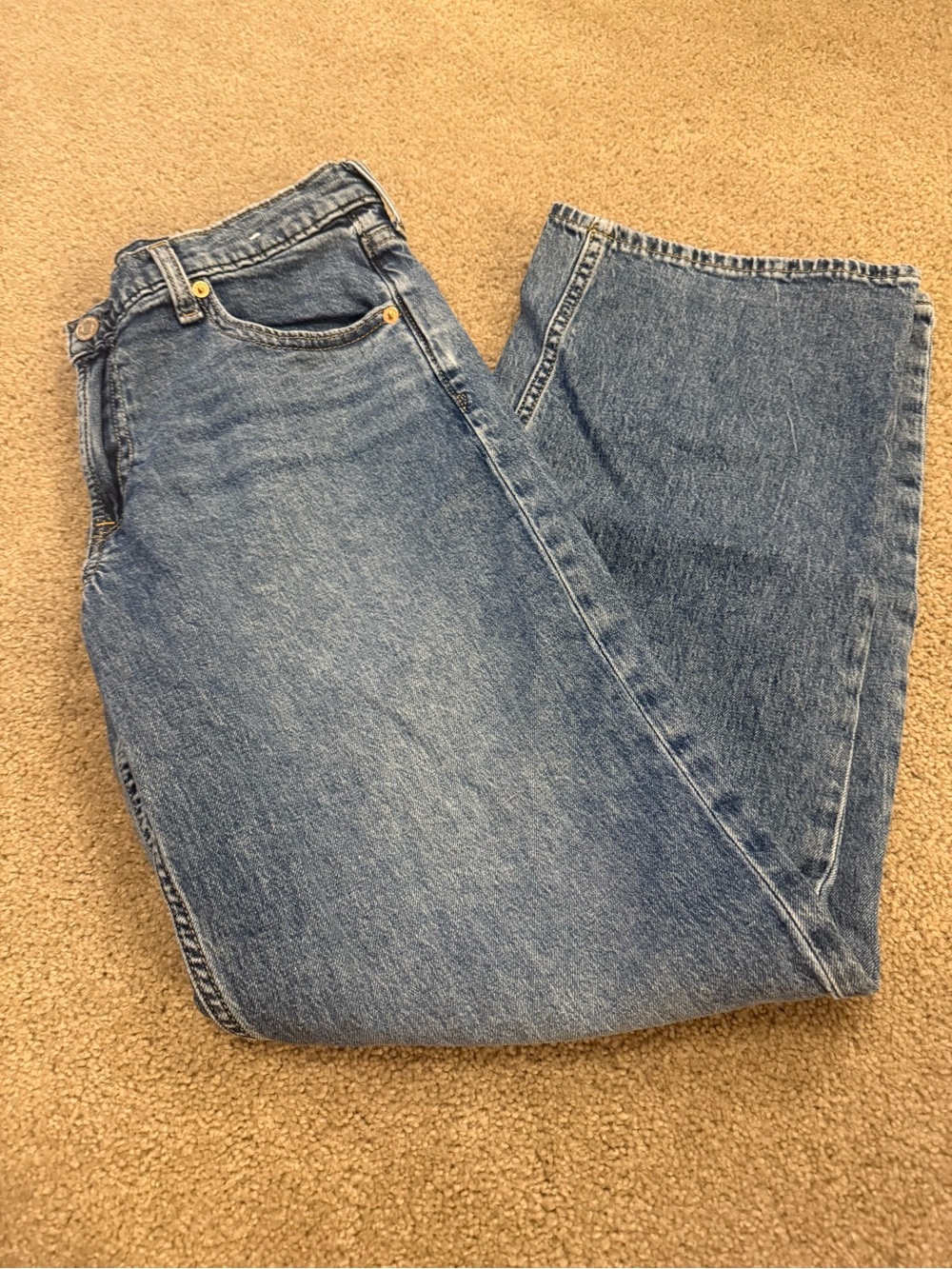 GAP Men’s Light Blue Relaxed Fit Jeans